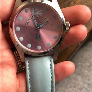 Dooney & bourke watch